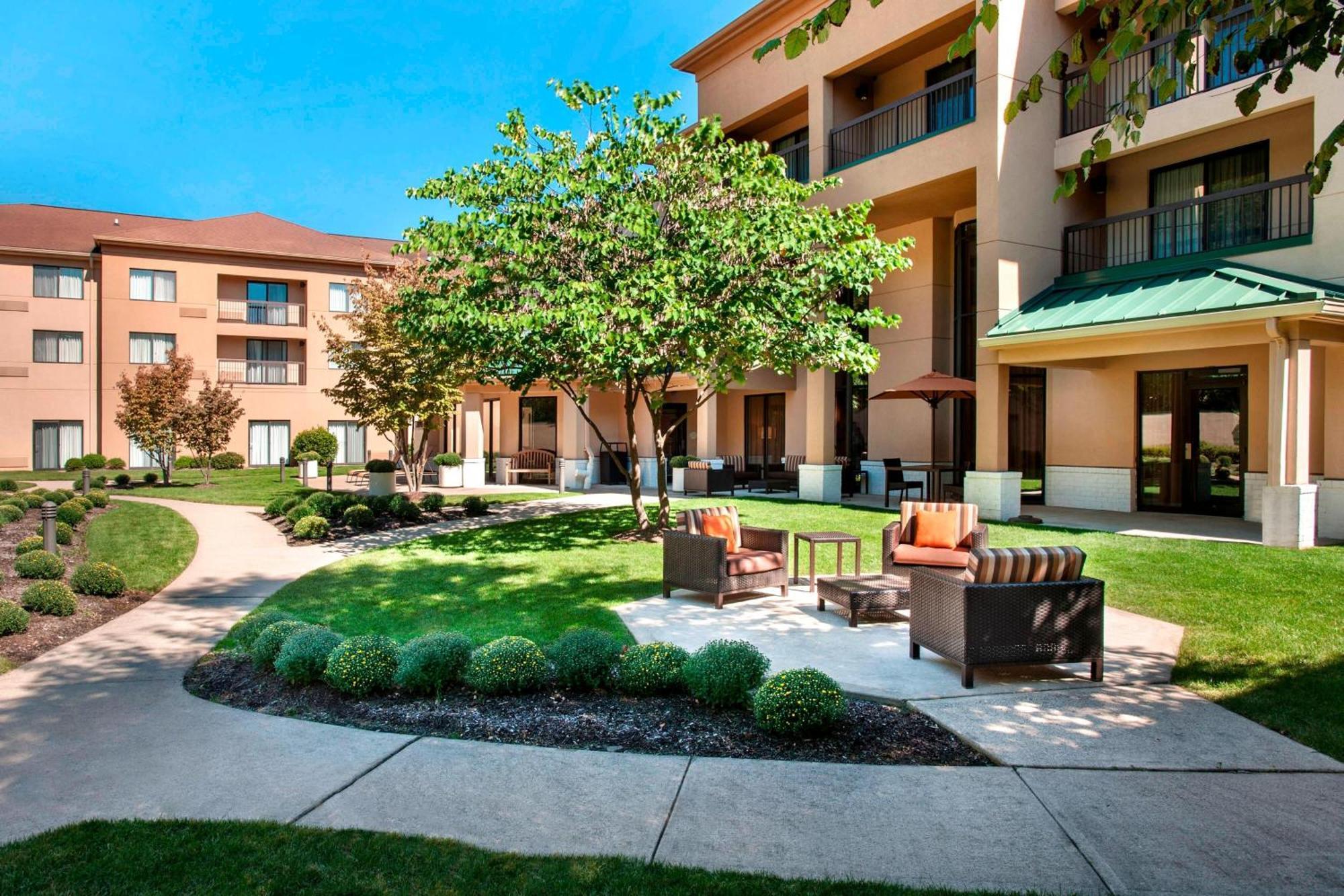 Courtyard Parsippany Hotell Exteriör bild
